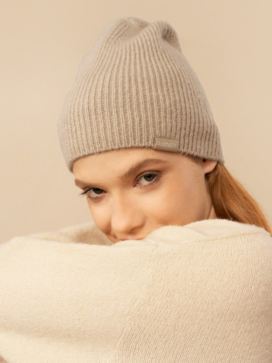 Women's winter beanie OUTHORN