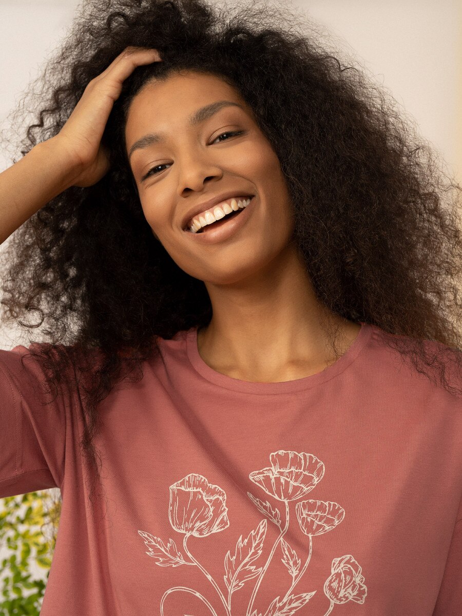 OUTHORN Women's oversize T-shirt with print pink 3