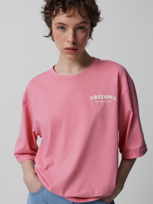 Women's boxy cut T-shirt with print